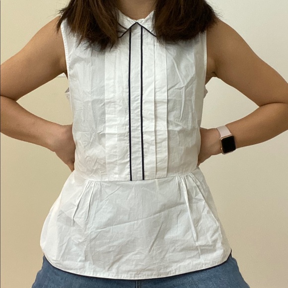 Collared Tank - Picture 4 of 7